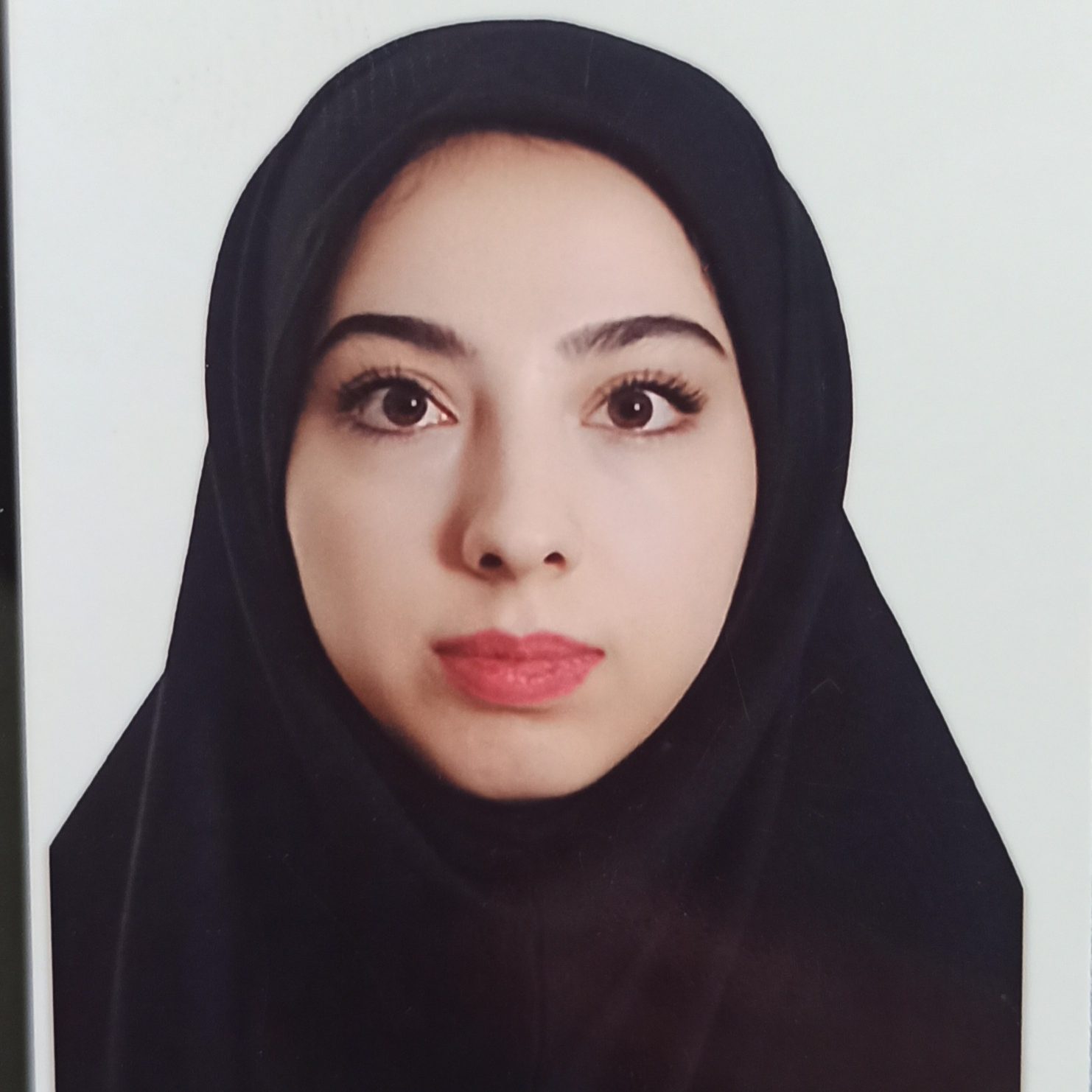 مینا امینی