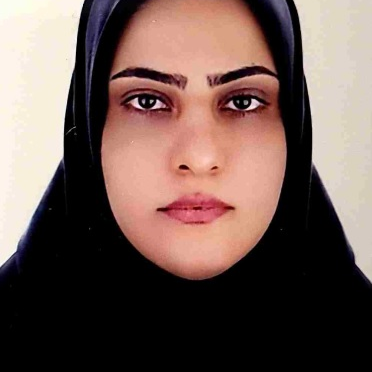 یاسمن عزتی
